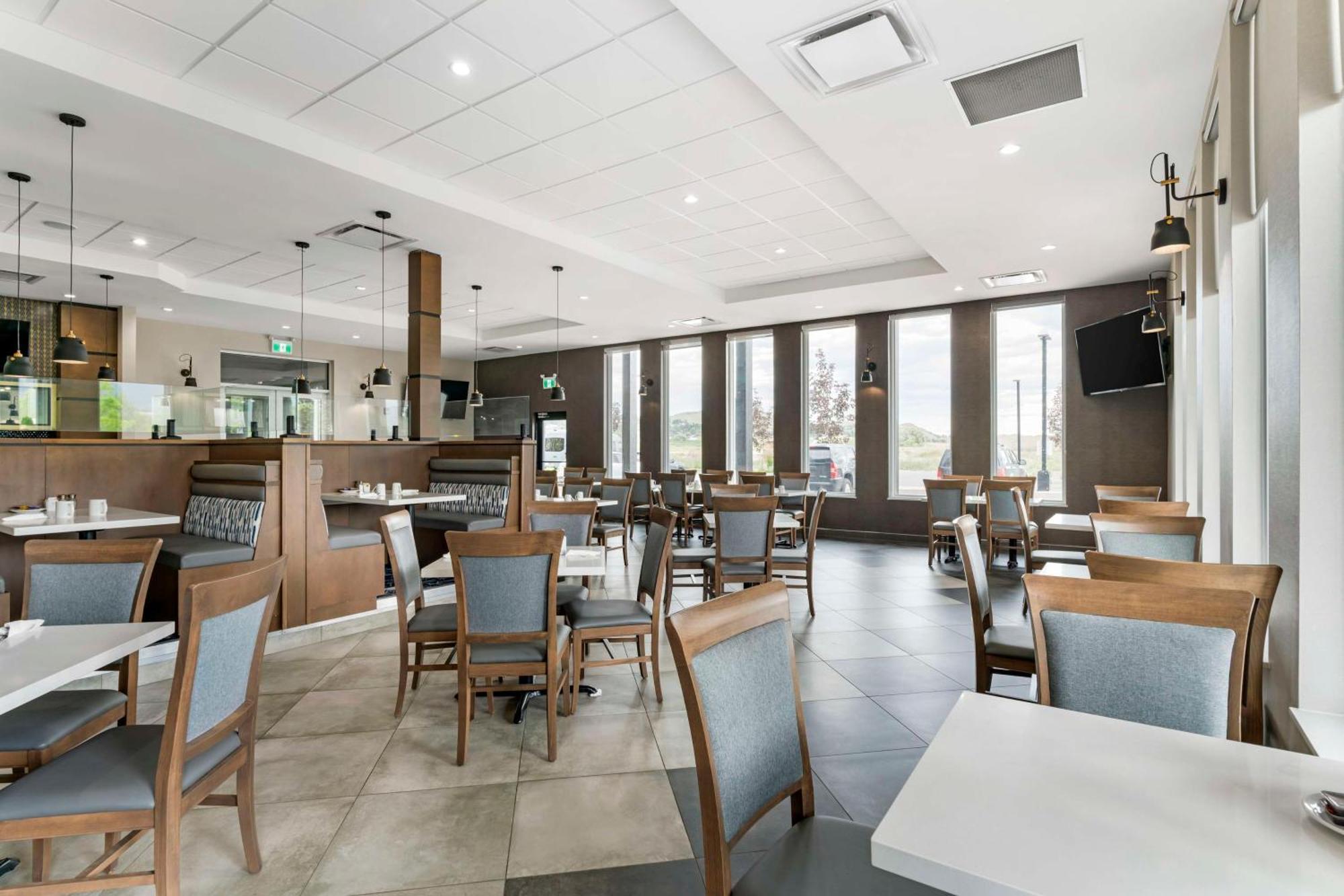 Best Western Premier Route 97 Вернон Экстерьер фото