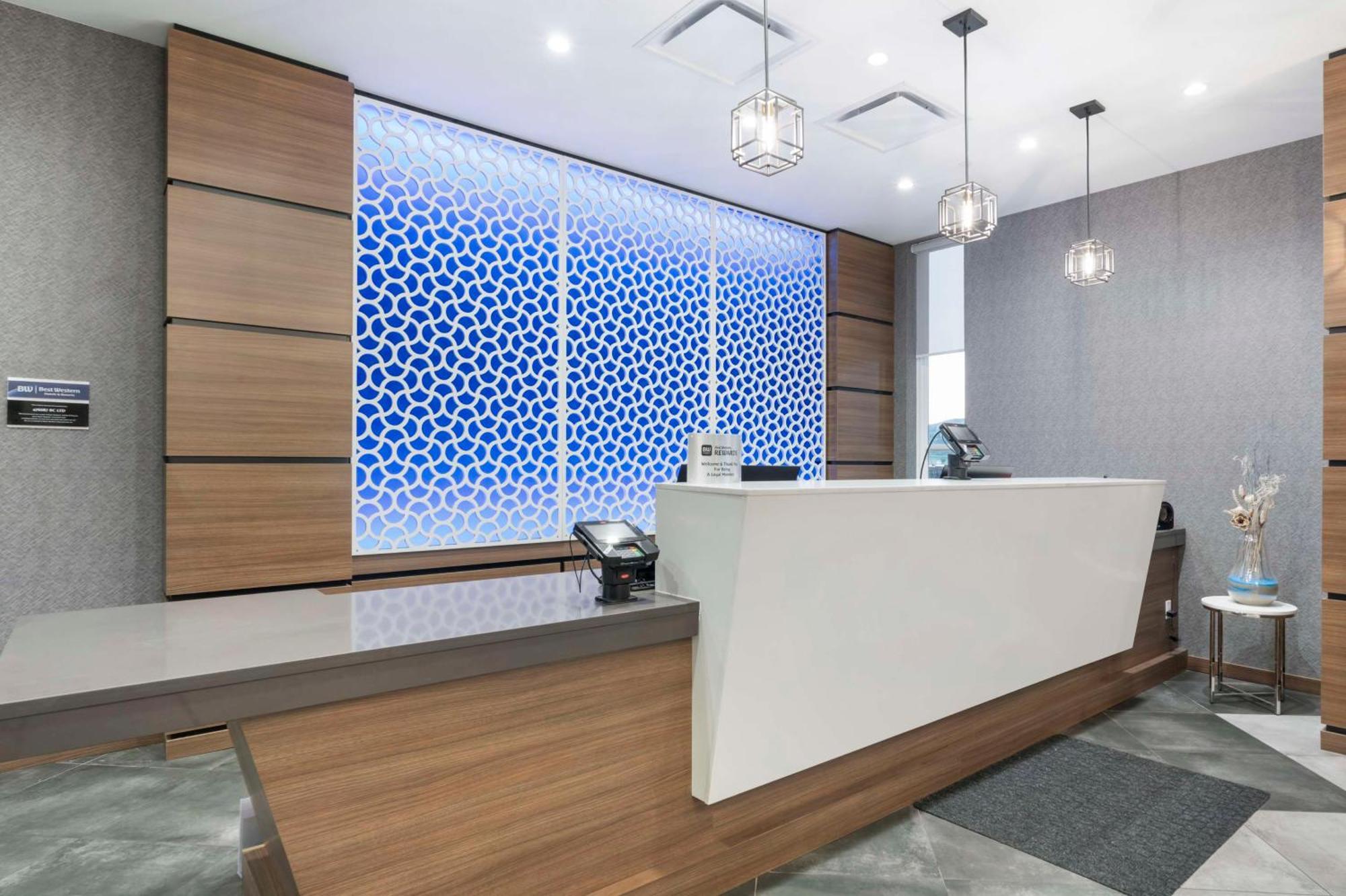 Best Western Premier Route 97 Вернон Экстерьер фото